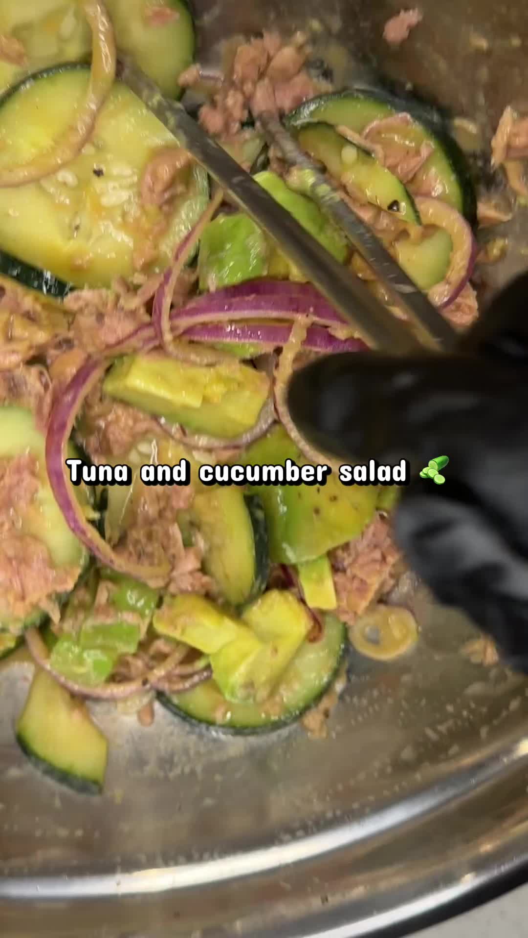 Tuna cucumber salad